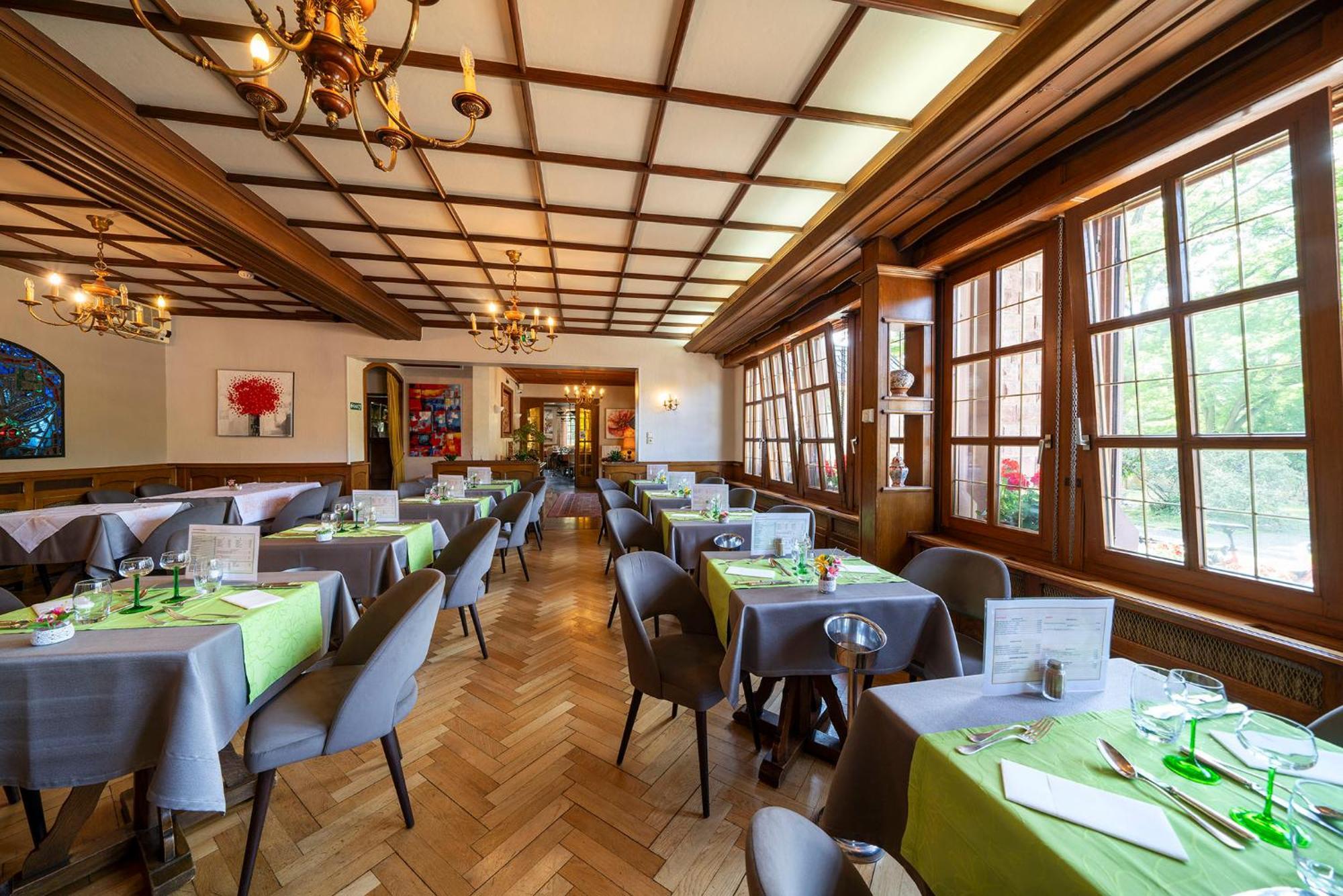 Hotel Munsch Restaurant & Wellness, Colmar Nord - Haut-Koenigsbourg 圣伊波利特 外观 照片
